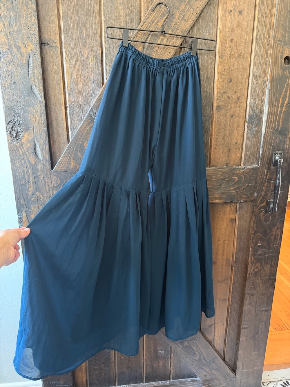 Navy Wide Leg Palazzo Pants Elastic Waist Tiered Flowy Boho Cottagecore Small